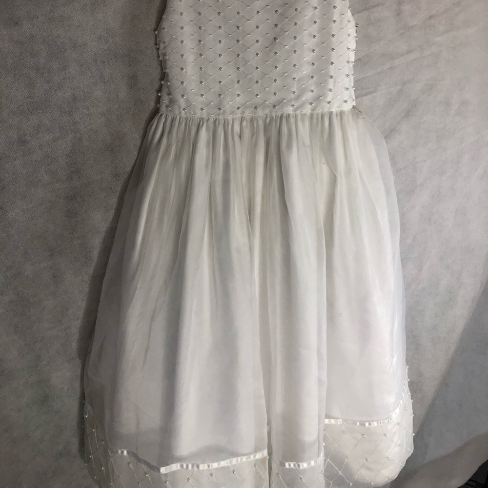 Dress - Picture 2 of 4